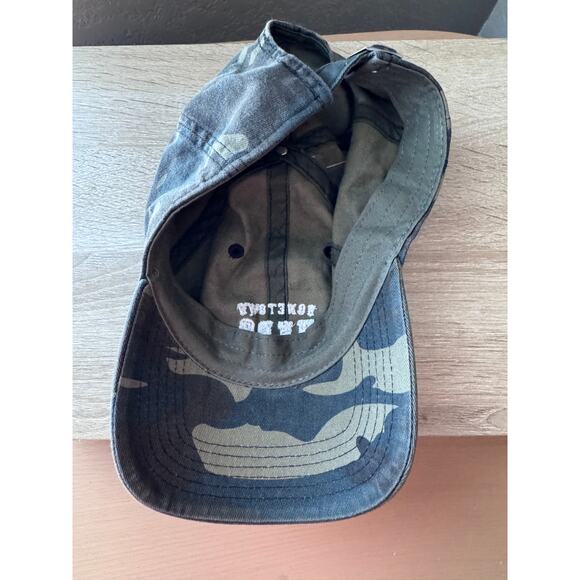 Wembley "Hometown Hero" Camo Baseball Cap - Picture 6 of 11
